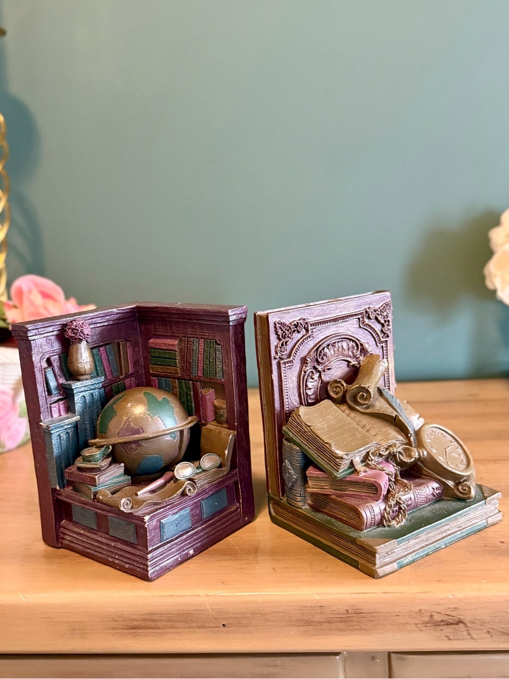 Vintage Bookend Set Library Study Alice in Wonderland Resin Decor